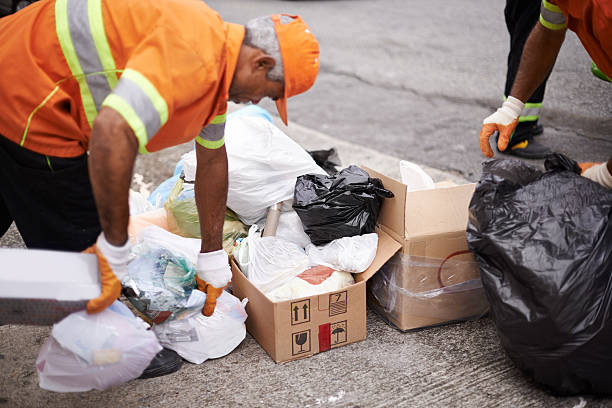 Best Carpet Removal and Disposal  in St Peters, MO